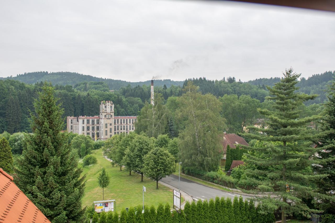 Penzion Signum Laudis Hotel Velke Hamry Bagian luar foto