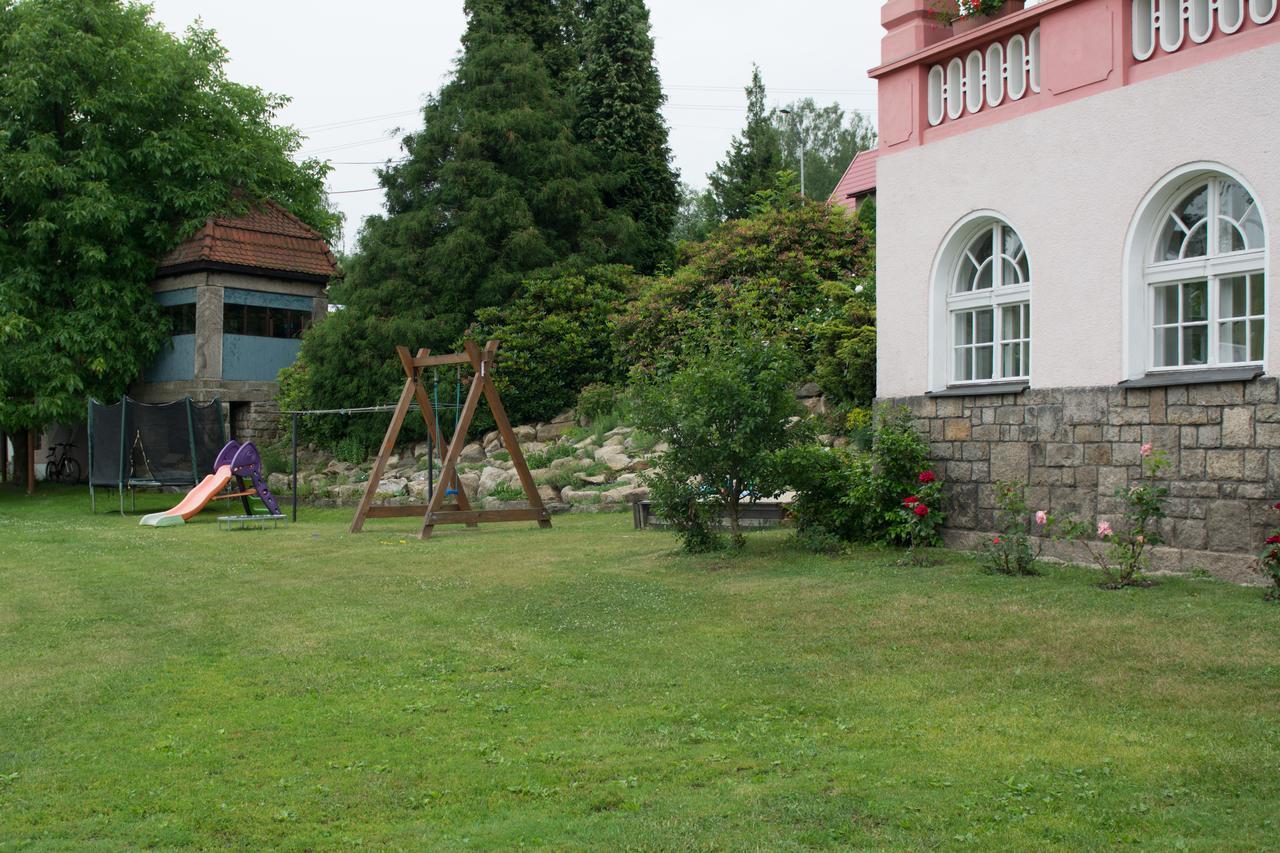 Penzion Signum Laudis Hotel Velke Hamry Bagian luar foto